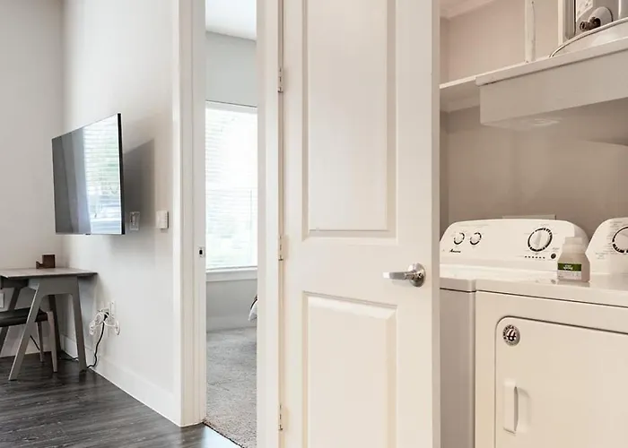 Landing Modern With Amazing Amenities Fort Worth